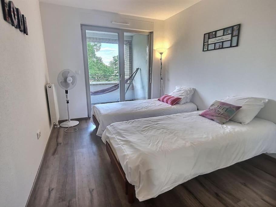 Superbe Appartement Avec 2 Balcons - Vue Sur La Cathedrale Environ 15 Min En Tram Страсбург Екстериор снимка